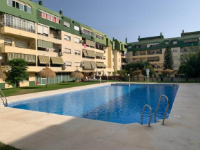 Piso con piscina comunitaria, cerca de la playa